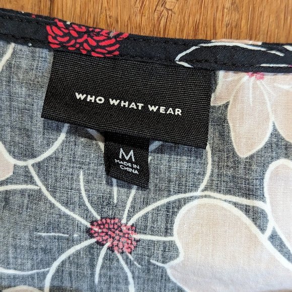 Who What Wear Floral Button Down Top - Picture 3 of 10
